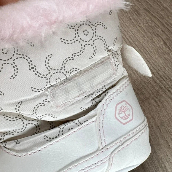 Timberland Crib Booties Infant Girls 3 Shearling Embroidered Leather White Pink - Picture 8 of 10